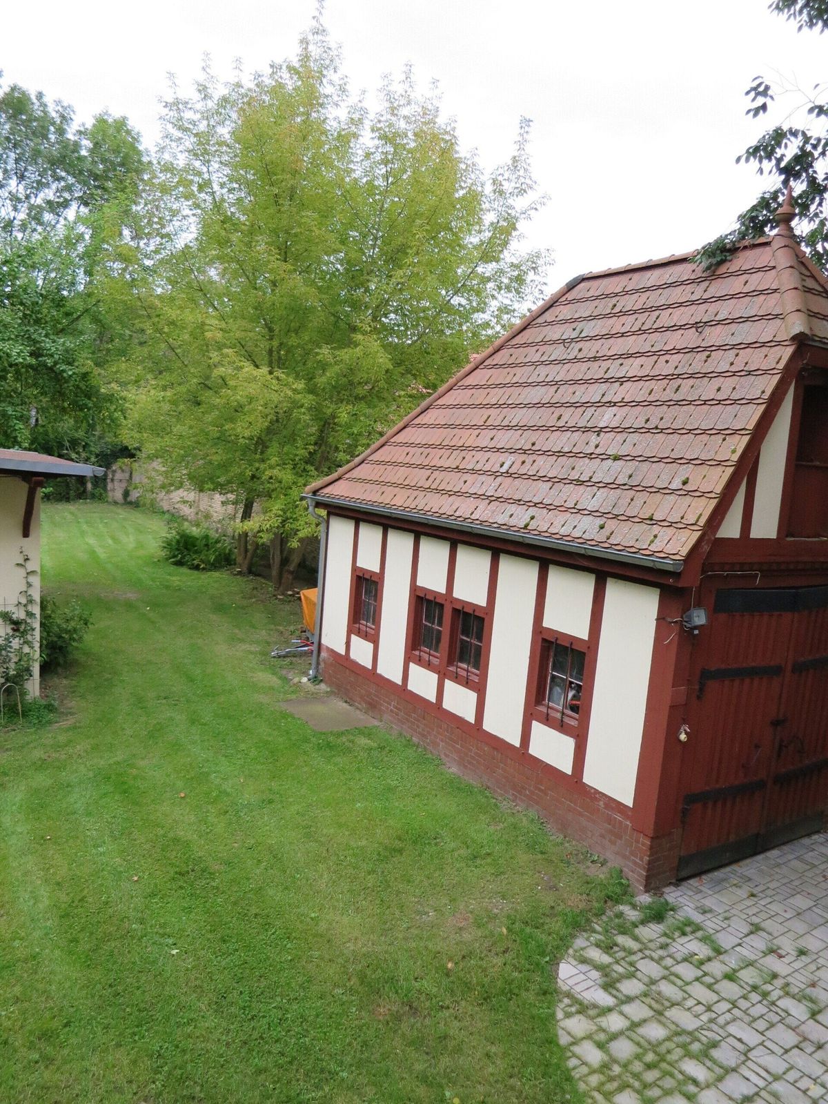 Jugendstilvilla mit viel Potenzial, Blankenfelde – Garage
