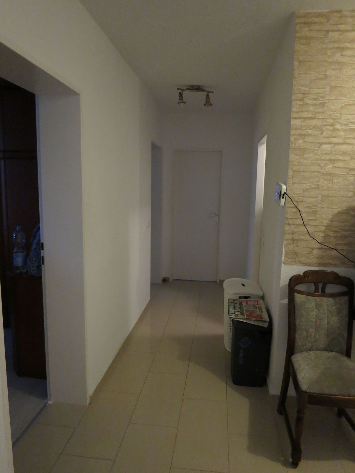 Vermietete 3-Zimmer-Wohnung mit Loggia, Hattersheim am Main – Flur1.2