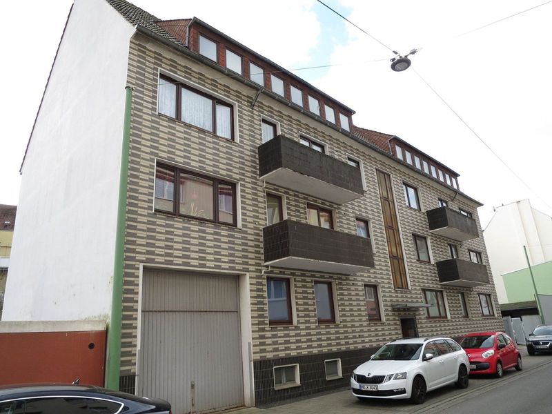 Mehrfamilienhaus mit 12 Wohnungen und 17 Stellplätzen, Bremerhaven