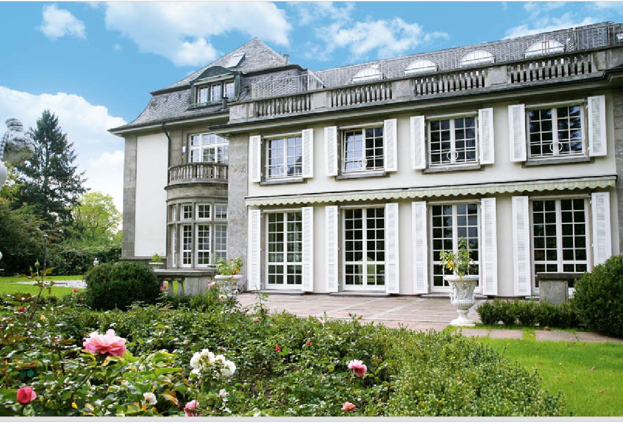 Repräsentative Villa im Diplomatenviertel, Frankfurt am Main – Rückseite